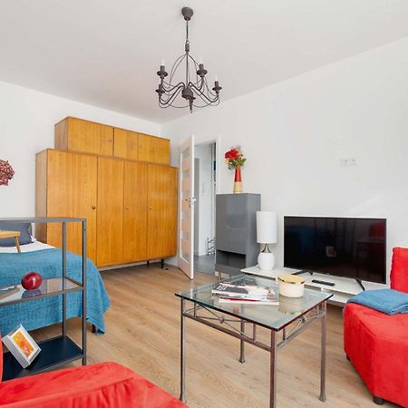 Colorful Studio Near The Spodek Arena In Katowice By Noclegi Renters Eksteriør billede
